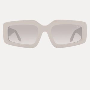 Dezi Read The Room Sunglasses